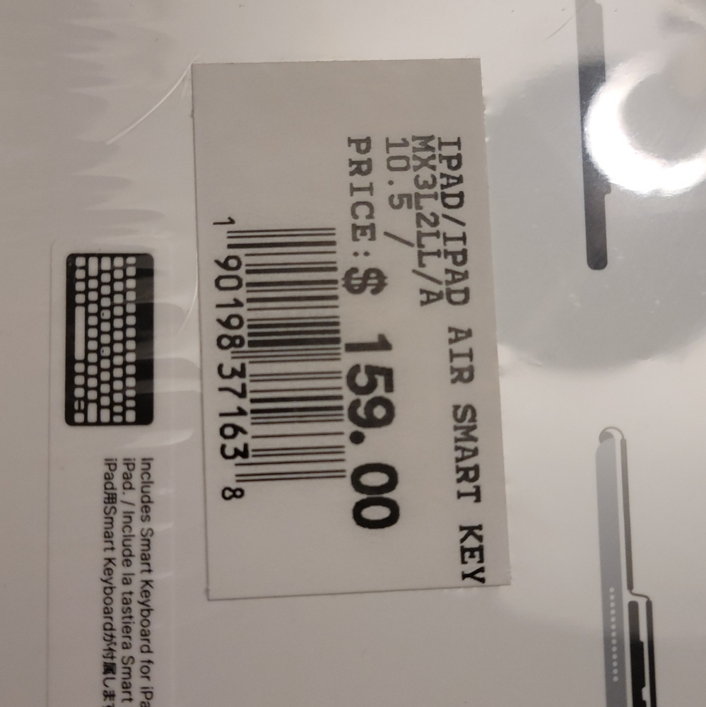 Apple IPAD AIR Newest Version on Market..500 OBO - Picture 2 of 9